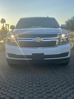 White 2016 Chevrolet Suburban LT
