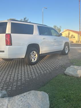White 2016 Chevrolet Suburban LT