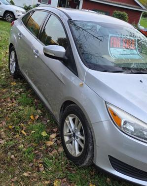 Silver 2017 Ford Focus SE