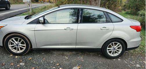 Silver 2017 Ford Focus SE
