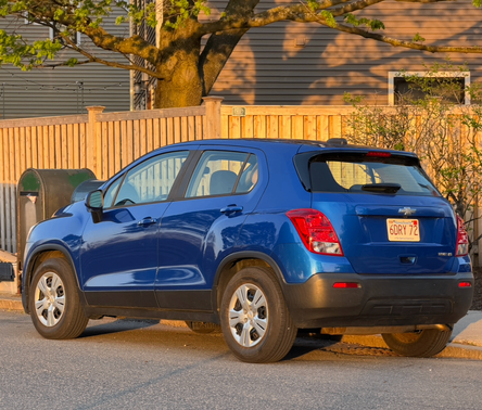 Blue 2016 Chevrolet Trax LS