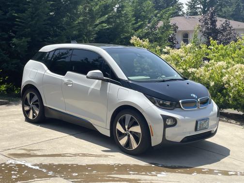 2014 BMW i3 Base w/Range Extender