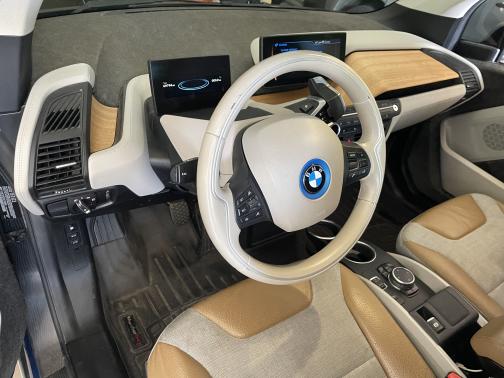 2014 BMW i3 Base w/Range Extender