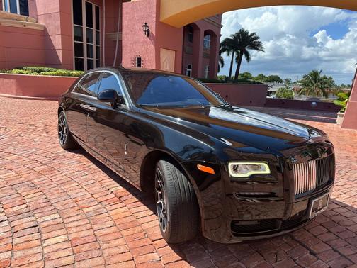 2017 Rolls-Royce Ghost Base