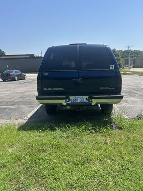 Blue 1996 GMC Suburban 2500