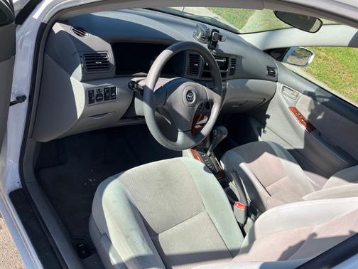 2007 Toyota Corolla LE