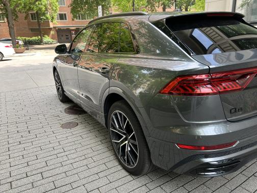 2021 Audi Q8 55 Prestige