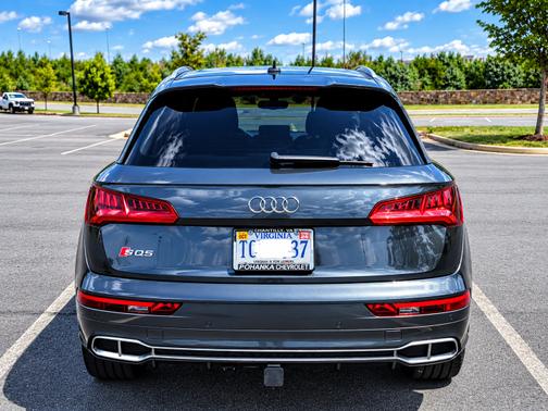 Gray 2018 Audi SQ5 3.0T Prestige