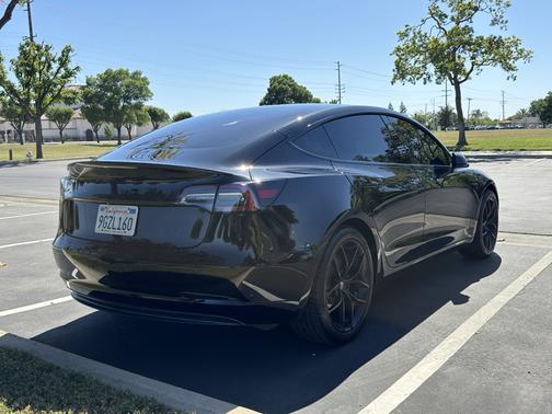 2019 Tesla Model 3 Long Range