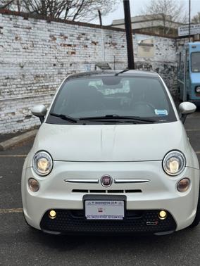 2015 FIAT 500e Battery Electric