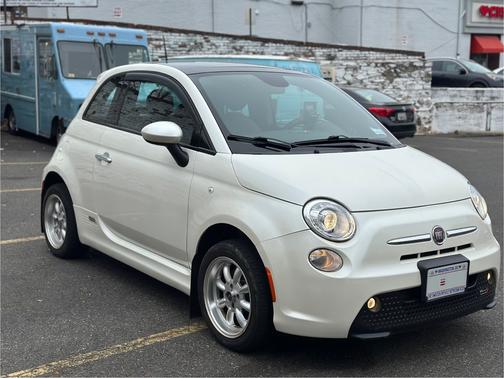 2015 FIAT 500e Battery Electric