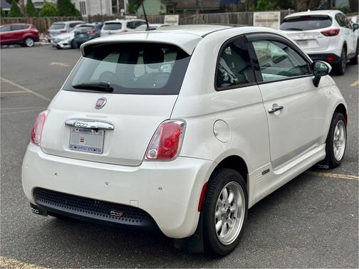 2015 FIAT 500e Battery Electric