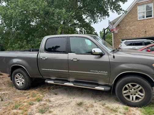 Green 2005 Toyota Tundra SR5 Double Cab