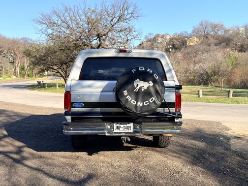 1992 Ford Bronco XLT