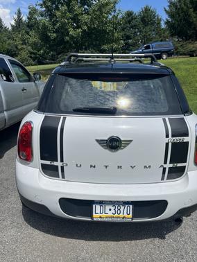 White 2015 MINI Countryman Cooper