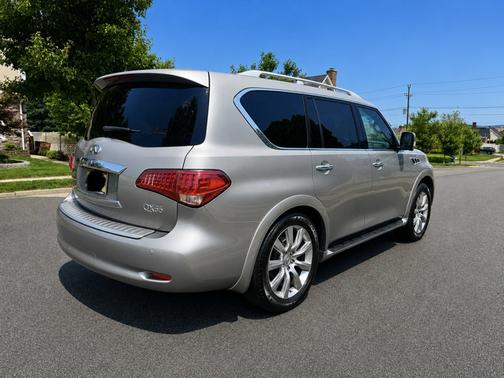 Gray 2011 INFINITI QX56 Base