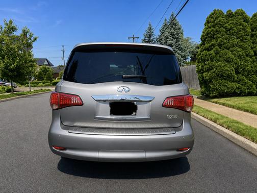 Gray 2011 INFINITI QX56 Base
