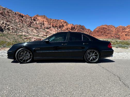 Black 2006 Mercedes-Benz E-Class E55 AMG