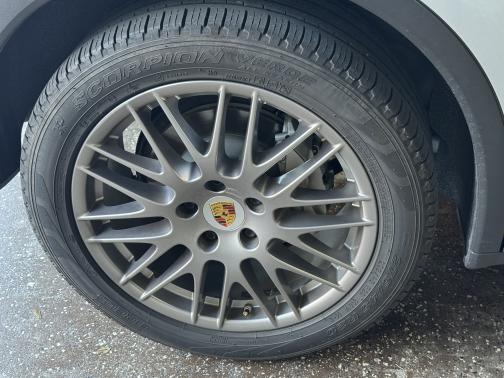 2015 Porsche Cayenne Cayenne S