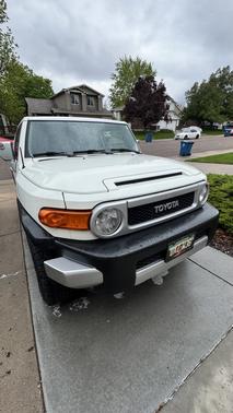 White 2010 Toyota FJ Cruiser Base