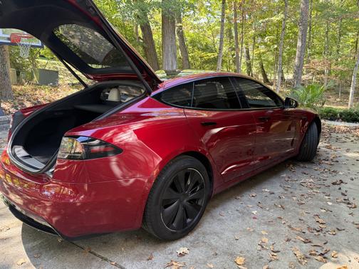 2023 Tesla Model S Base