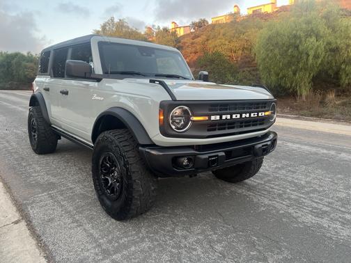 2022 Ford Bronco Outer Banks Advanced