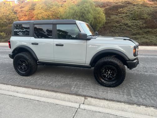 2022 Ford Bronco Outer Banks Advanced