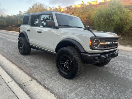 2022 Ford Bronco Outer Banks Advanced