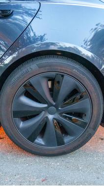 Gray 2024 Tesla Model S Long Range