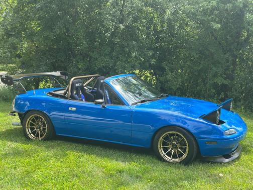 Blue 1992 Mazda MX-5 Miata Base
