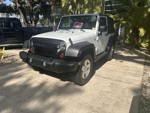 White 2013 Jeep Wrangler Sport