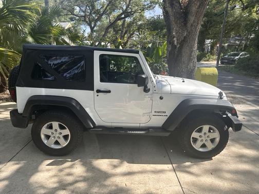 White 2013 Jeep Wrangler Sport