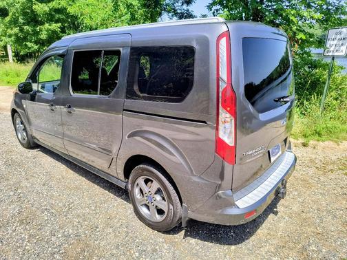 Gray 2022 Ford Transit Connect Titanium w/Rear Liftgate