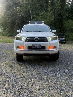White 2013 Toyota 4Runner SR5