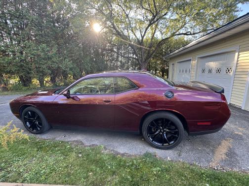 2017 Dodge Challenger SXT
