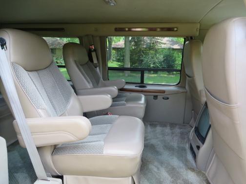 2002 Dodge Ram Van 1500
