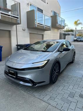 2023 Toyota Prius XLE