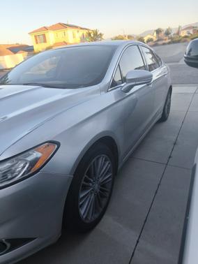 2013 Ford Fusion SE