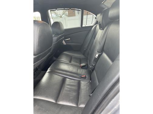 2006 BMW M5 Base