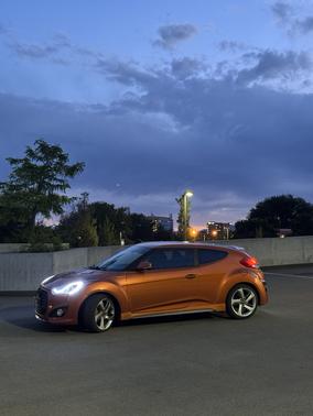 Orange 2014 Hyundai Veloster Turbo