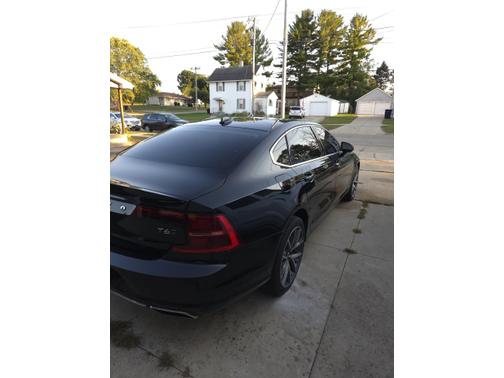2018 Volvo S90 T6 Momentum