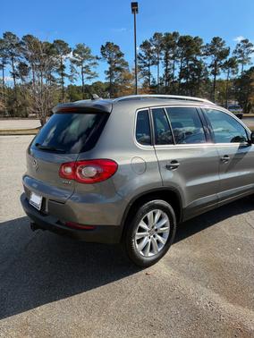 2010 Volkswagen Tiguan SE