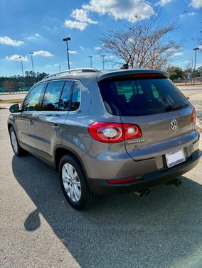 2010 Volkswagen Tiguan SE