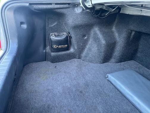 White 1997 Lexus ES 300 Base