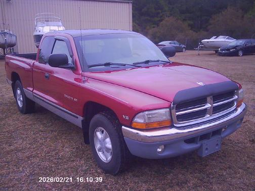 1997 Dodge Dakota Club Cab