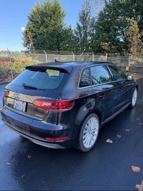 2016 Audi A3 e-tron 1.4T Premium