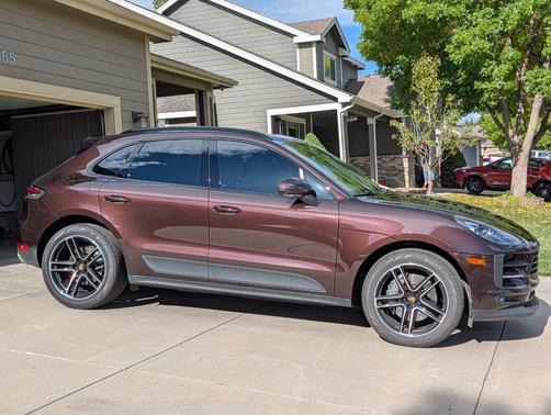 2021 Porsche Macan Macan S