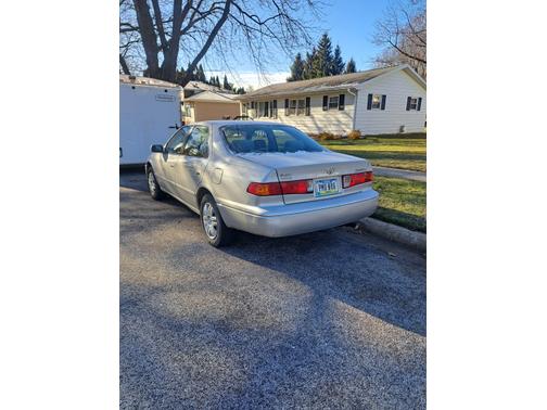 2001 Toyota Camry LE