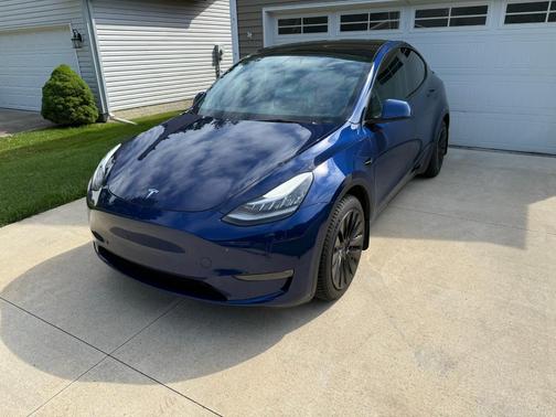 Blue 2021 Tesla Model Y Long Range