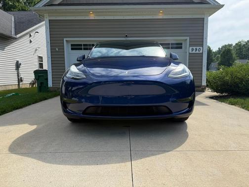 Blue 2021 Tesla Model Y Long Range